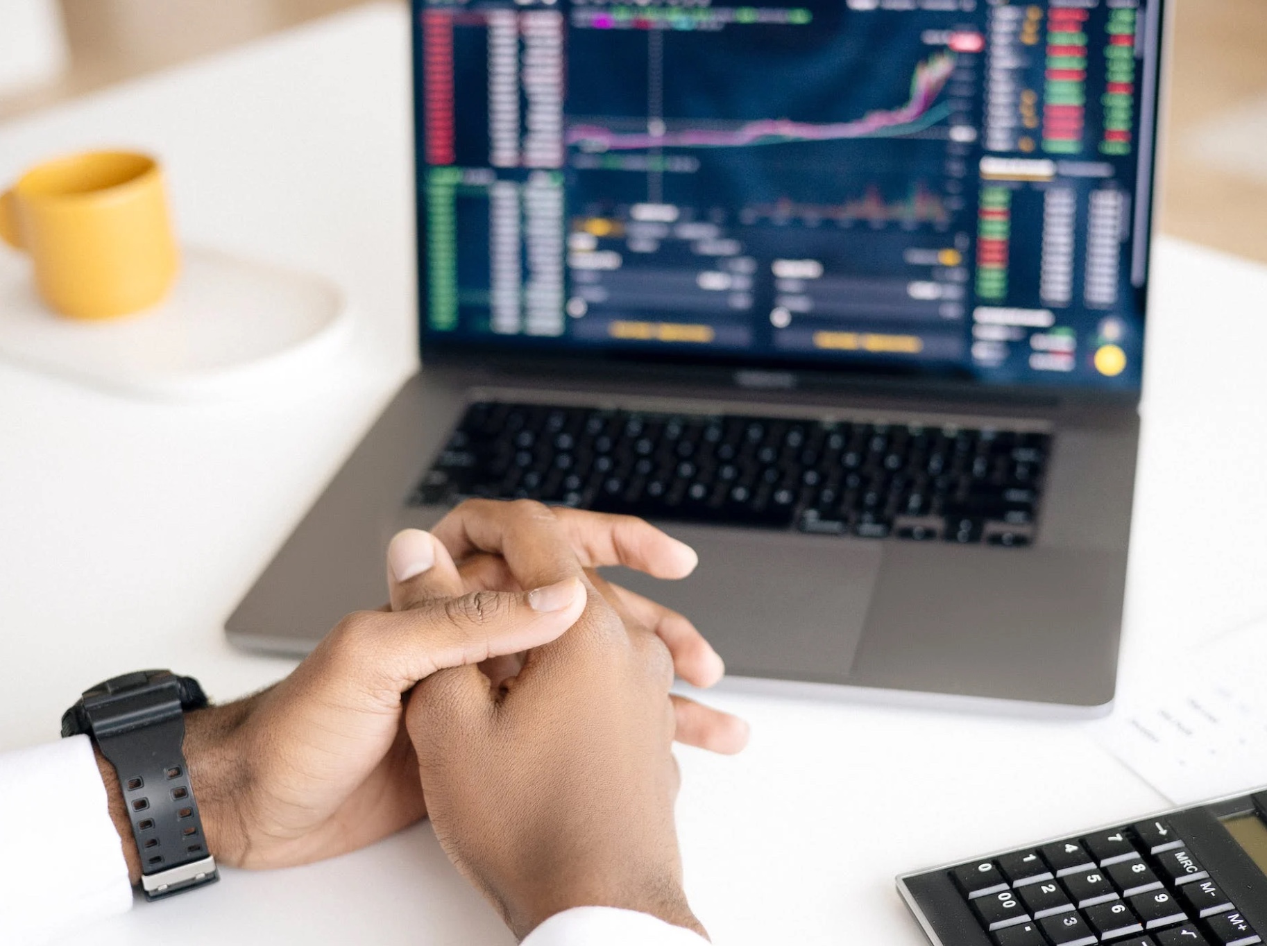 Cómo proteger las inversiones de las caídas del mercado