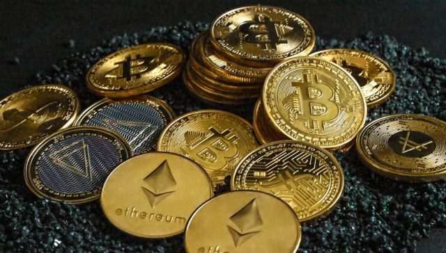 cómo gestionar el riesgo al invertir en criptomonedas guía práctica