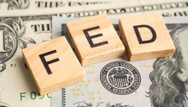 Actas de la Fed: bolsas caen con Ormuz e inflación