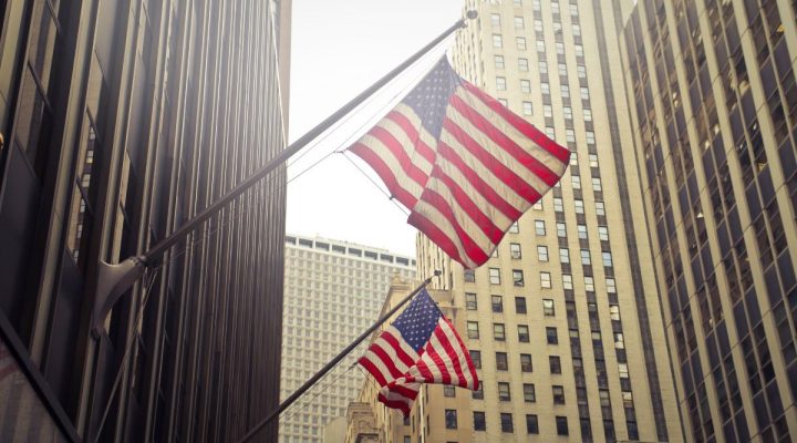 Bonos globales presionan al Ibex 35 y las bolsas
