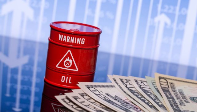 Petróleo saudí: apagón AIS eleva la prima de riesgo
