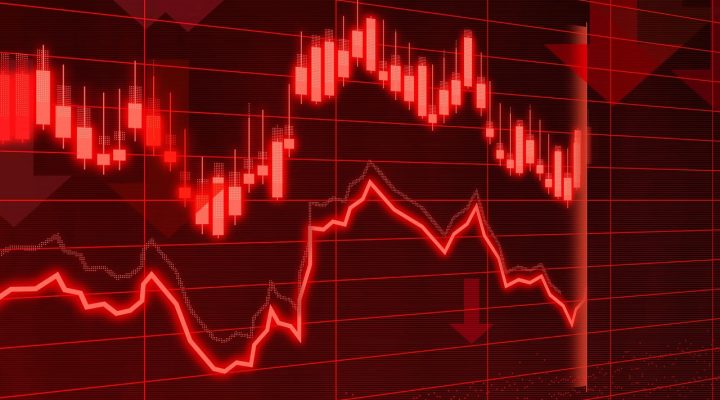 Gráfico de bolsa en rojo: errores de un trader principiante que cuestan dinero