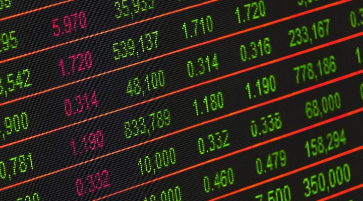 Broker y gráficos de bolsa: plataformas de trading en España